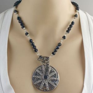 Bling Spur Necklace & Earring Set